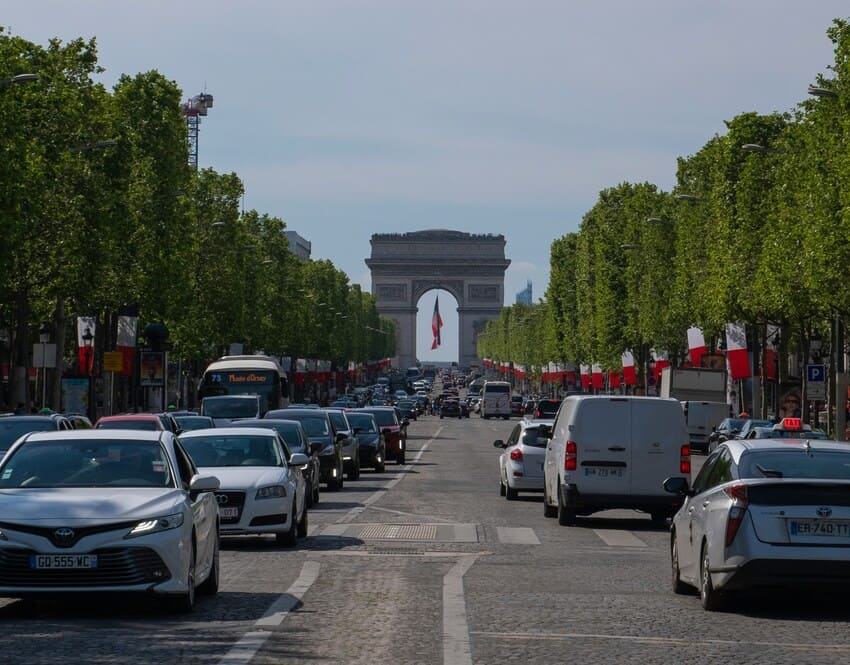 agence de détective privé à Paris 8eme arrondissement 75008 Champs-Élysées