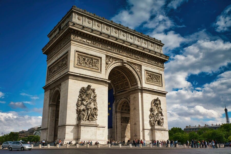 agence de détective privé à Paris 17eme arrondissement 75017 arc de triomphe